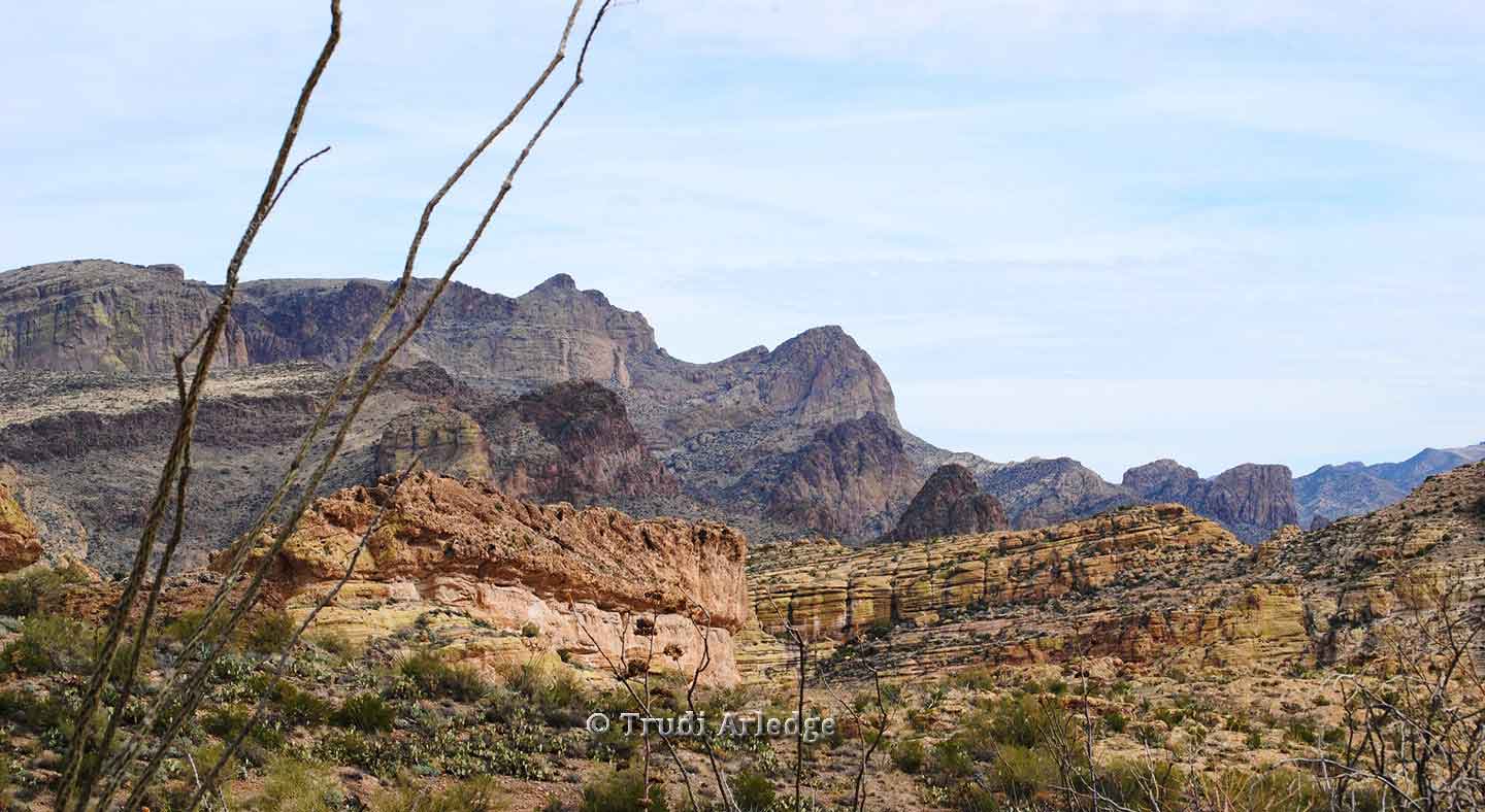 View from Apache Trail Highway, Arizona State Route 88, used with permission of the photographer TA; copyright statement required by the photographer